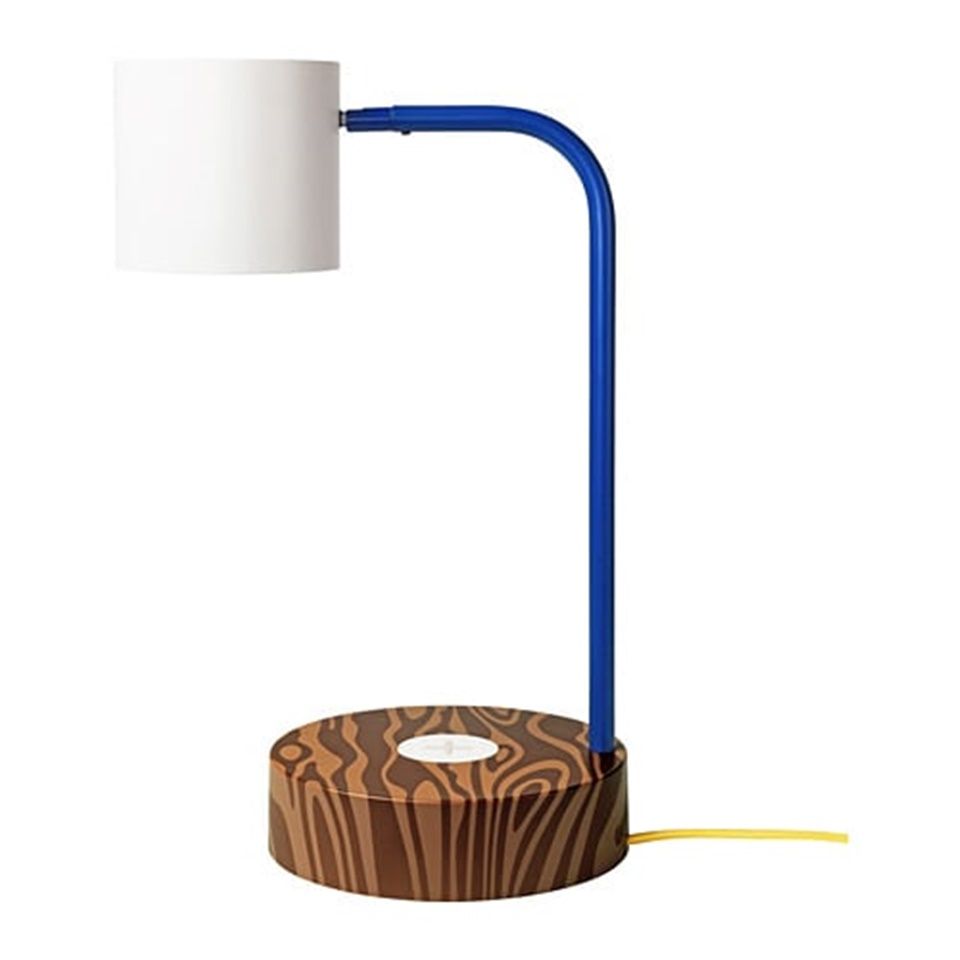 「IKEA x 大眼仔」聯合推出FÖRNYAD限量系列，椅凳、掛勾、背包通通都能看到大眼仔的可愛足跡～