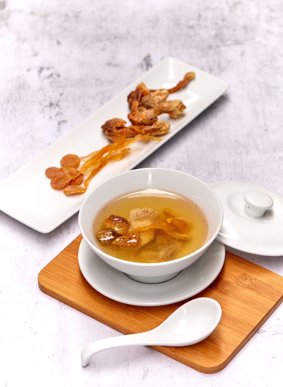 「金鳳錦燒鵝」吃得到正宗港式燒鵝，還有招牌的港式珍珠奶茶絕對要點！