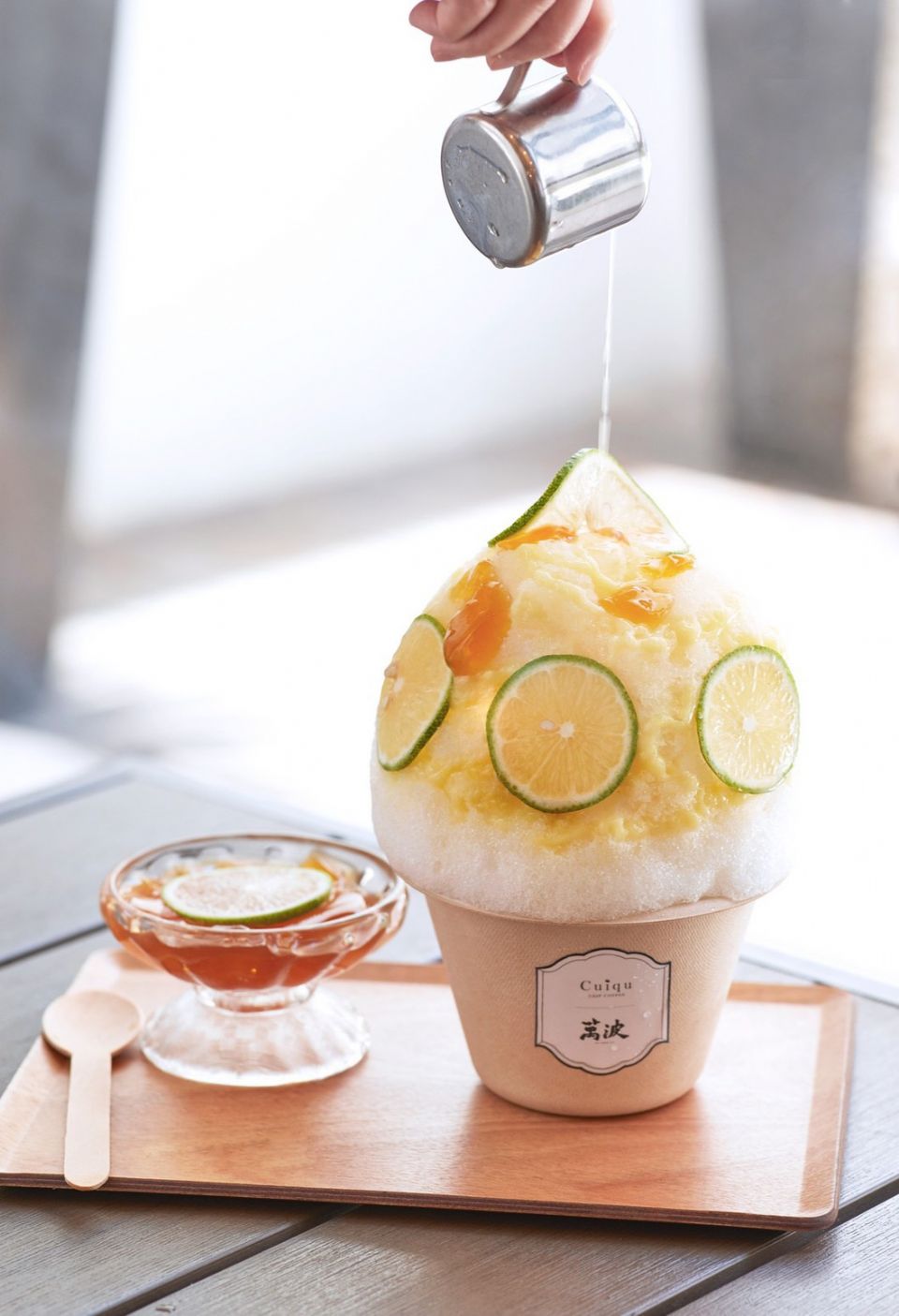 奎克咖啡x萬波島嶼紅茶打造「手搖飲系日式刨冰」