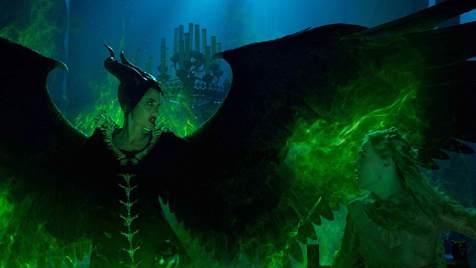 《黑魔女2》稱迪士尼最強續作！《黑魔女2》電影4大看點，影后蜜雪兒菲佛來勢洶洶，PK裘莉超精彩！