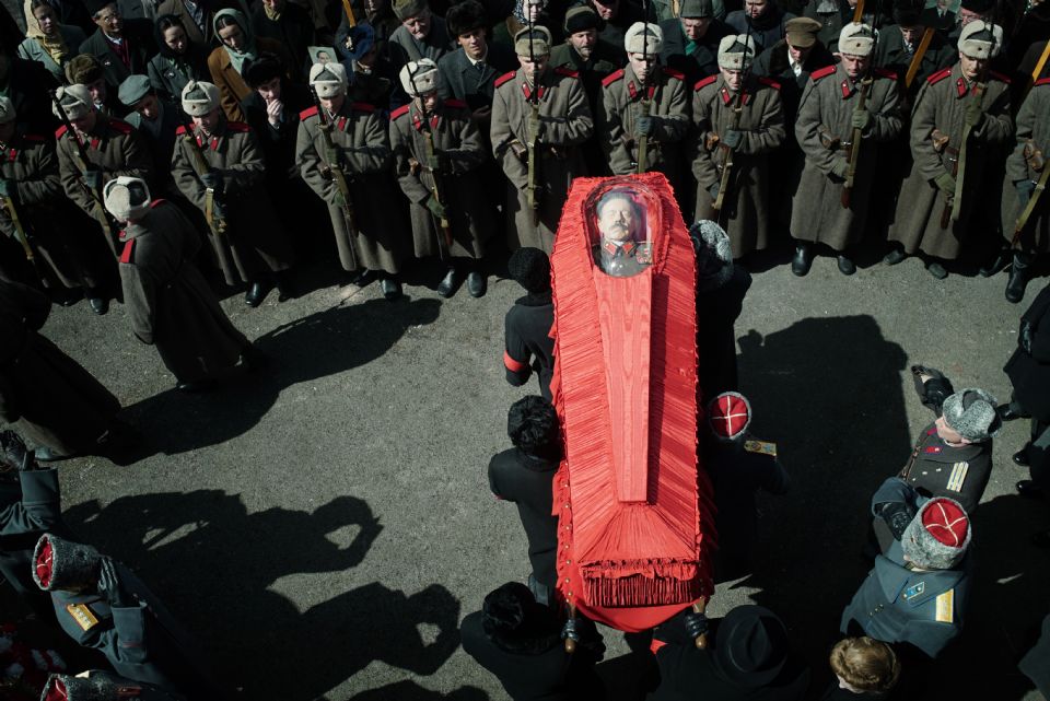 敗給你的黑色幽默！俄國禁播狂片《史達林死了沒？》胡鬧媲美狂新聞