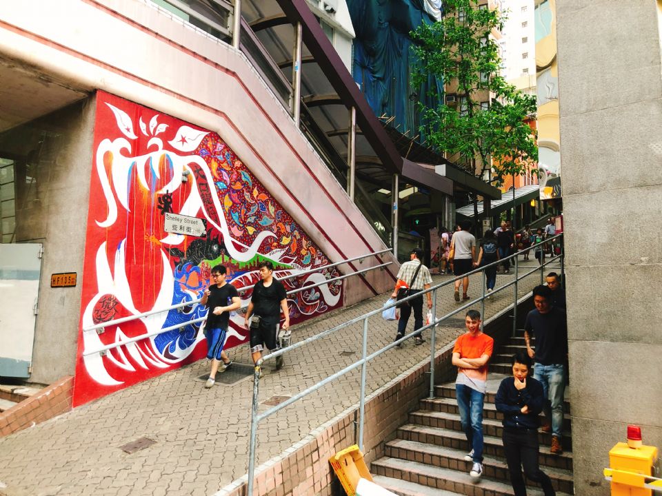 香港熱門必去IG打卡新熱點，香取慎吾創作壁畫、舊時警署建築群古蹟大館好逛又好拍！網美們可以揪團出發了