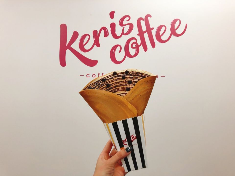 可麗餅專賣Keris coffee熱門打卡店，甜鹹口味可麗餅、自家烘焙咖啡都推！