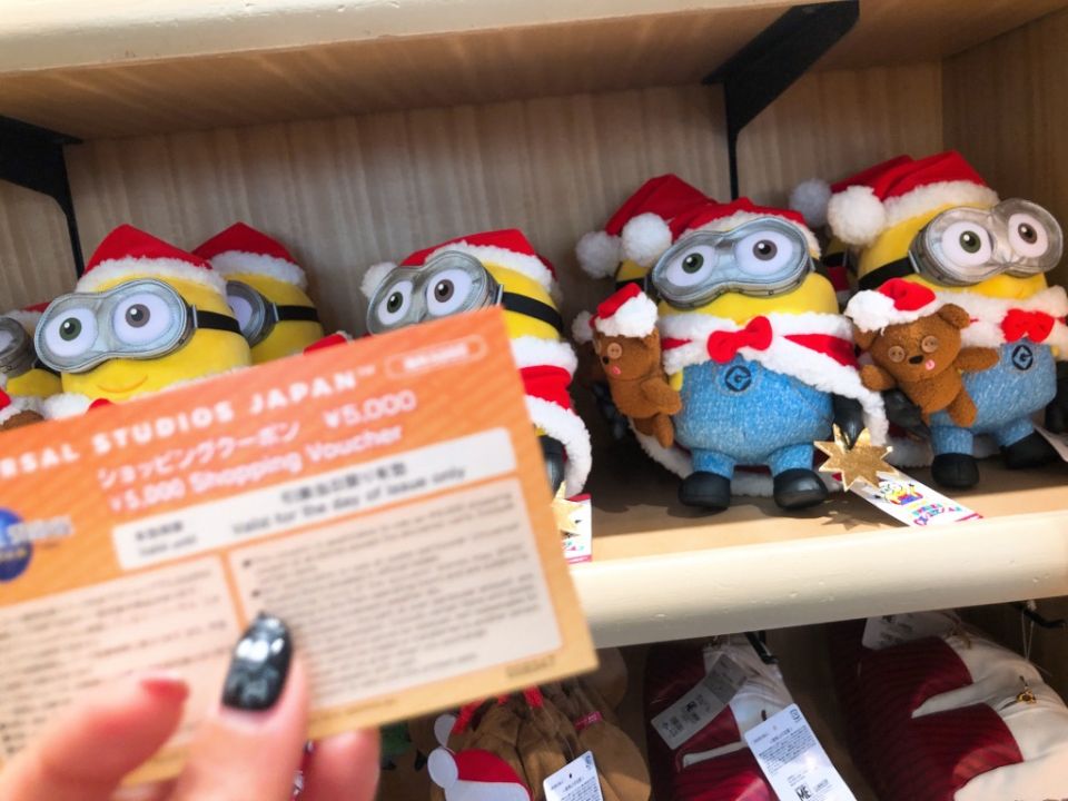 日本環球影城奇幻聖誕節必玩亮點，快來跟小小兵、史努比、哈利波特一起過聖誕節吧！