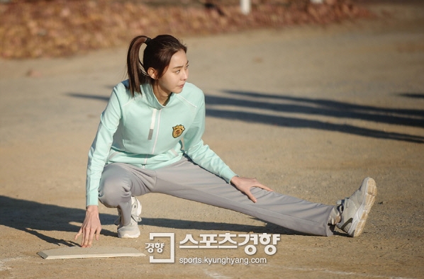 實力令人驚呆的三名韓國運動型女星，原來身材曲線這樣練！