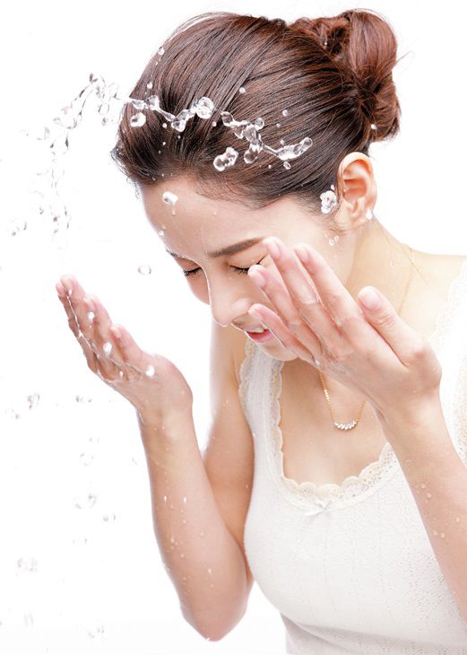 擁有乾淨肌膚的第一道防線～這些卸妝洗臉的細節你有做到嗎？