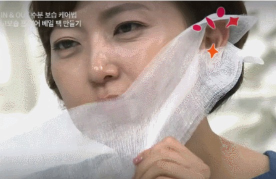韓國美容師獨創簡易「半臉紗布面膜」！小Ｖ臉就這樣現身了...