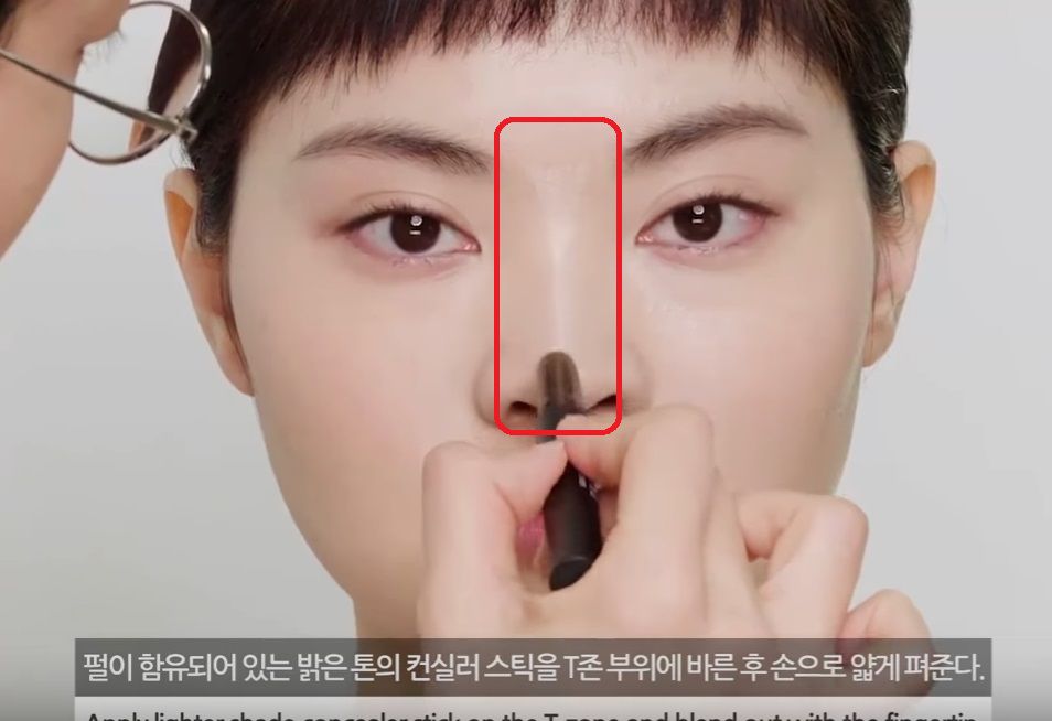 塌塌鼻必學！想要有自然挺鼻，必須畫上「鼻樑倒三角+立體束感的眉頭」！