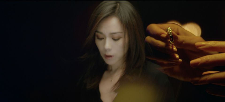 永遠聽不膩的Tanya蔡健雅推出新歌《貪圖》，MV詮釋貪圖戀人的30種理由