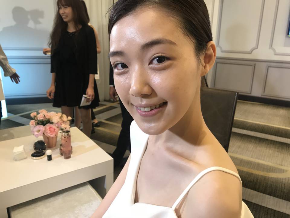 韓國神手彩妝師傳授「爆光小臉」技巧！三水保養法+氣墊這樣上才美