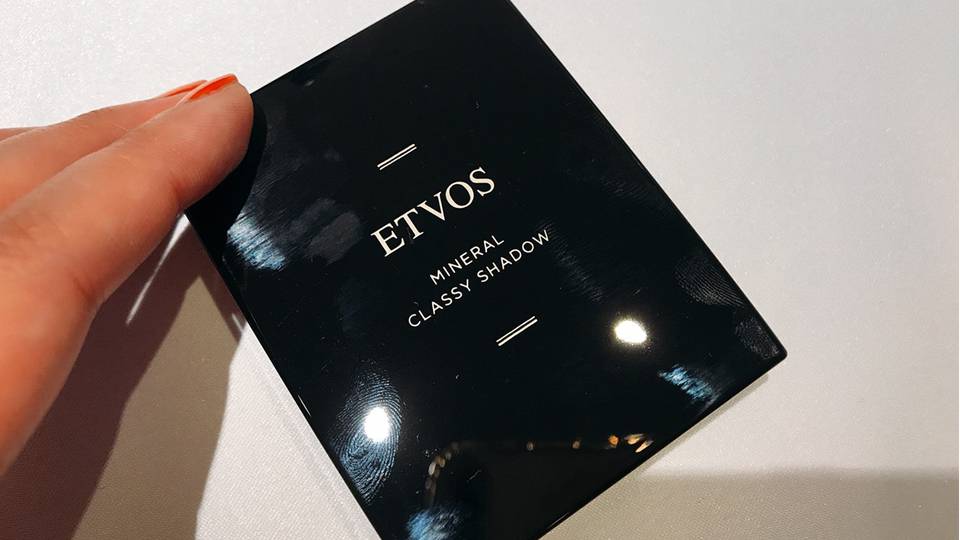 ETVOS日本熱賣天然純礦彩妝！零積線眼彩膏推薦，新色超燒