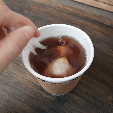 來台南必去打卡點「桑原商店」!日本昭和時代的復古店鋪,炸甜甜圈不只好吃也超好拍