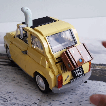 樂高把Fiat 500縮小了!6個超萌細節,鵝黃色樂高版Fiat 500完美重現60年代的復古感