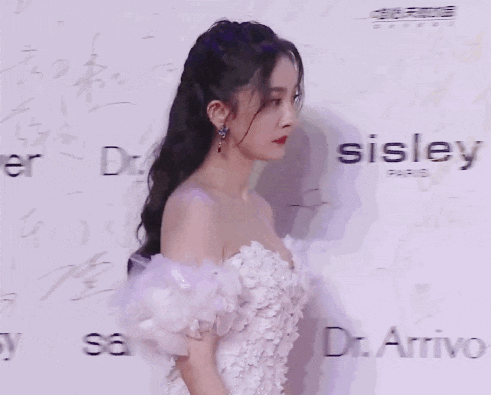 女星紅毯造型1:楊冪