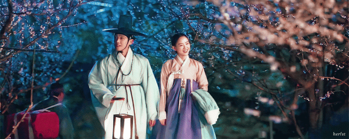 女導演執導的韓劇!《紅丹心》畫面太驚豔、《衣袖》團隊都是女性,「她」作品從不出錯