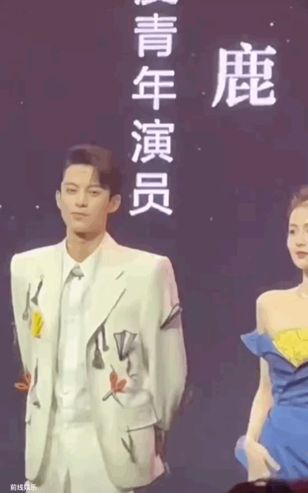 GQ盛典15位明星「精修vs.未修」!王鶴棣&李現同場比帥,白鹿像公主,田曦薇禮服很災難