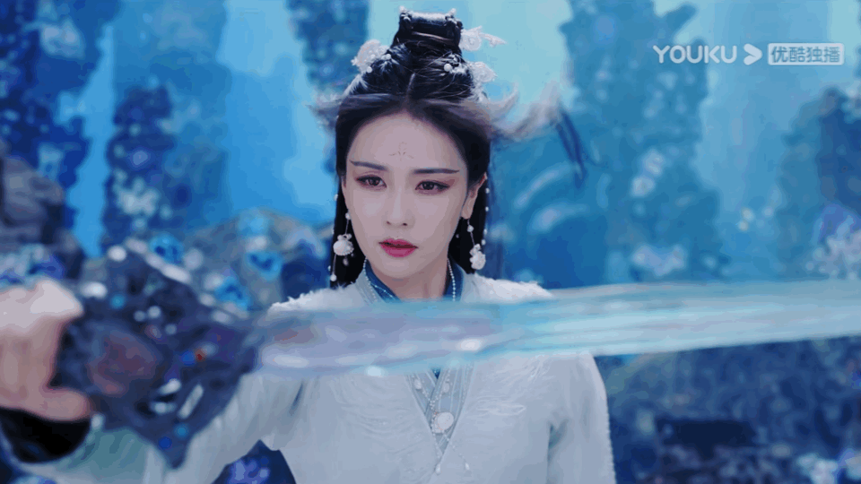 古裝仙俠劇8位女星演黑化!《長月燼明》白鹿被嫌油膩?楊冪霸氣,楊紫&趙麗穎真演得好