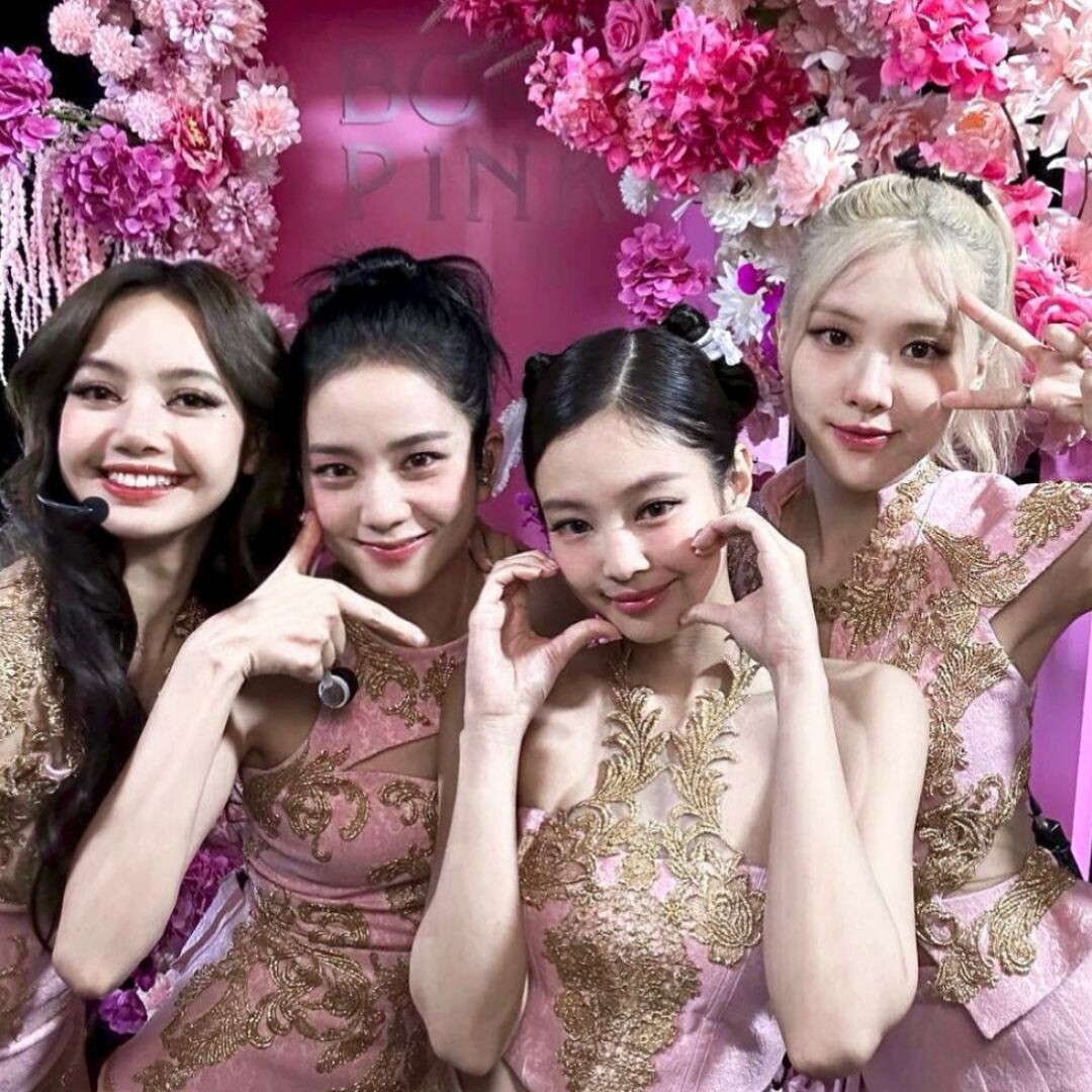 2025追星術語懶人包！夢女、貼臉、同擔是什麼意思？60個追星必懂「飯圈術語」一次看！