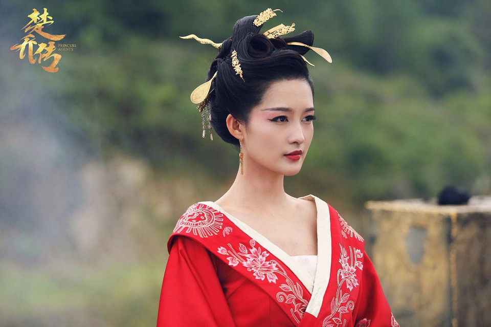 微博票選「古裝適配度最高的明星」：李沁《慶餘年》、《南歌》、《如懿傳》、《狼殿下》、《楚喬傳》