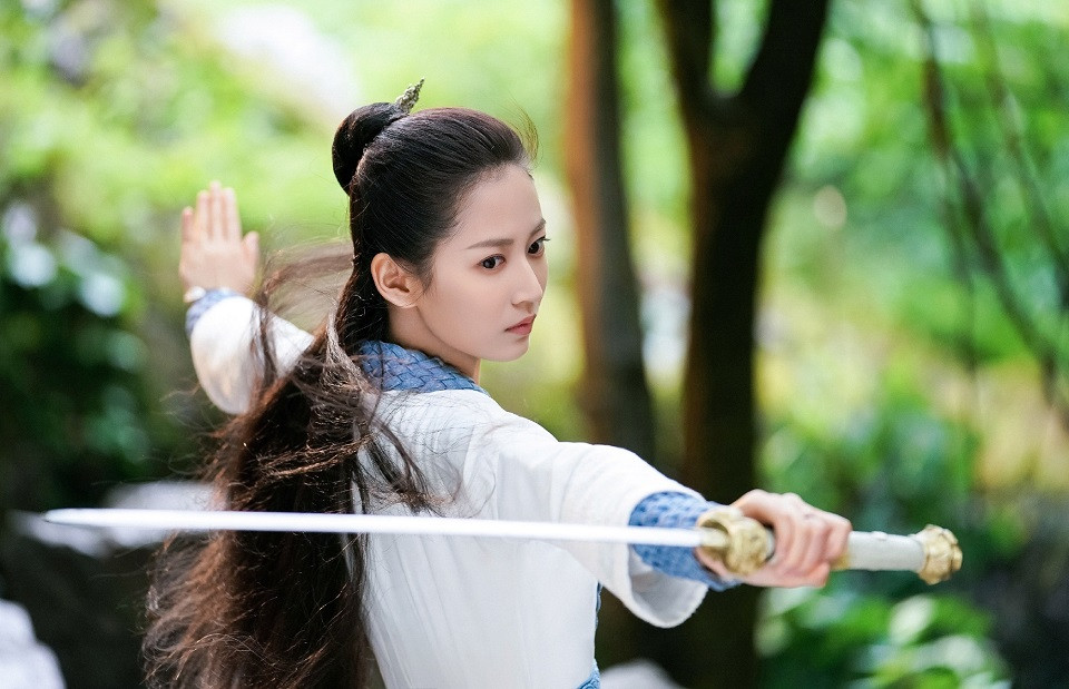 陳鈺琪古裝角色1：《月上重火》重雪芝