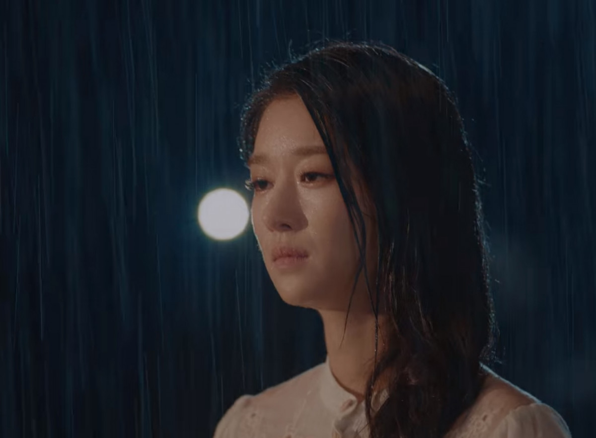 《雖然是精神病但沒關係》劇情隱喻解析1:傾盆大雨,象徵兩人「哭泣的心」