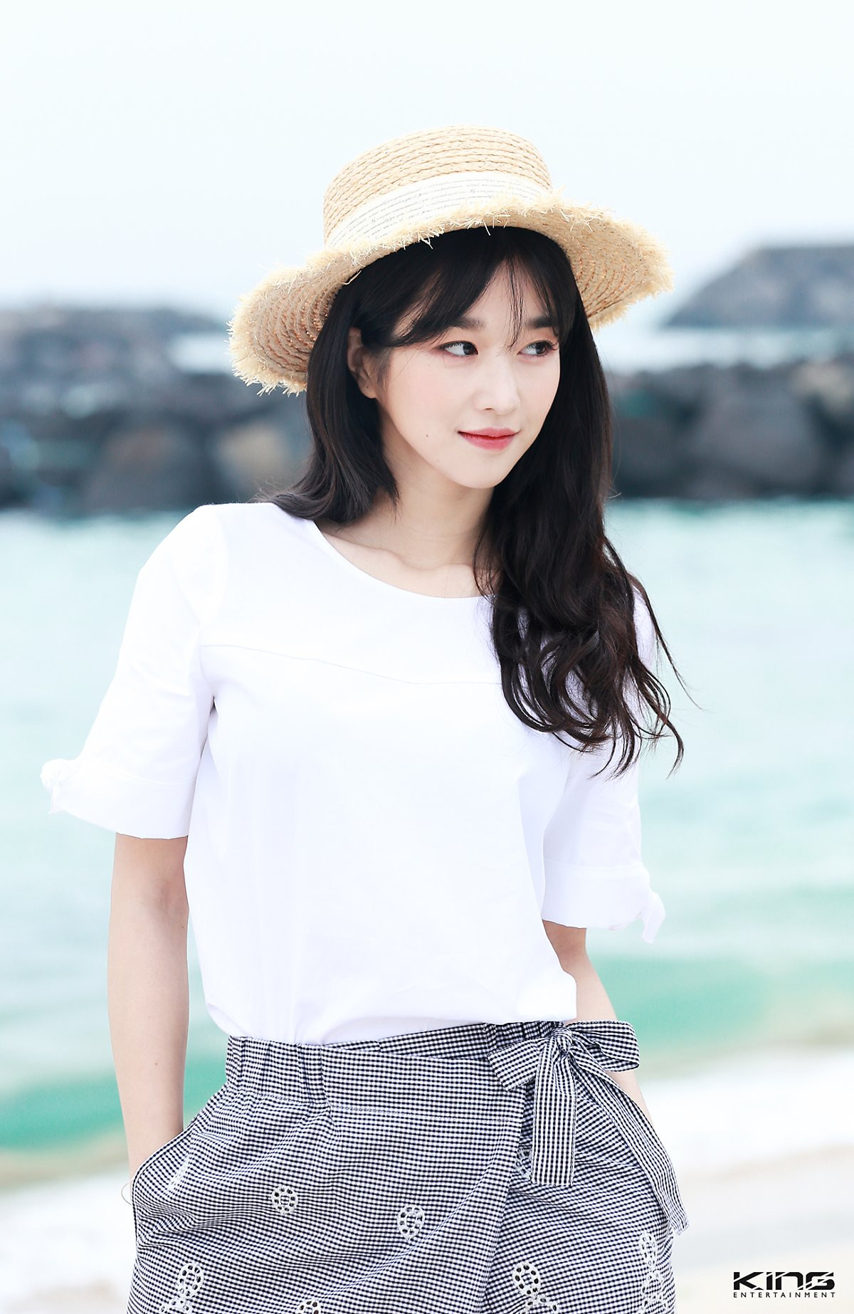 徐睿知髮型合集6：長捲髮配瀏海，「甜美女孩」風格！