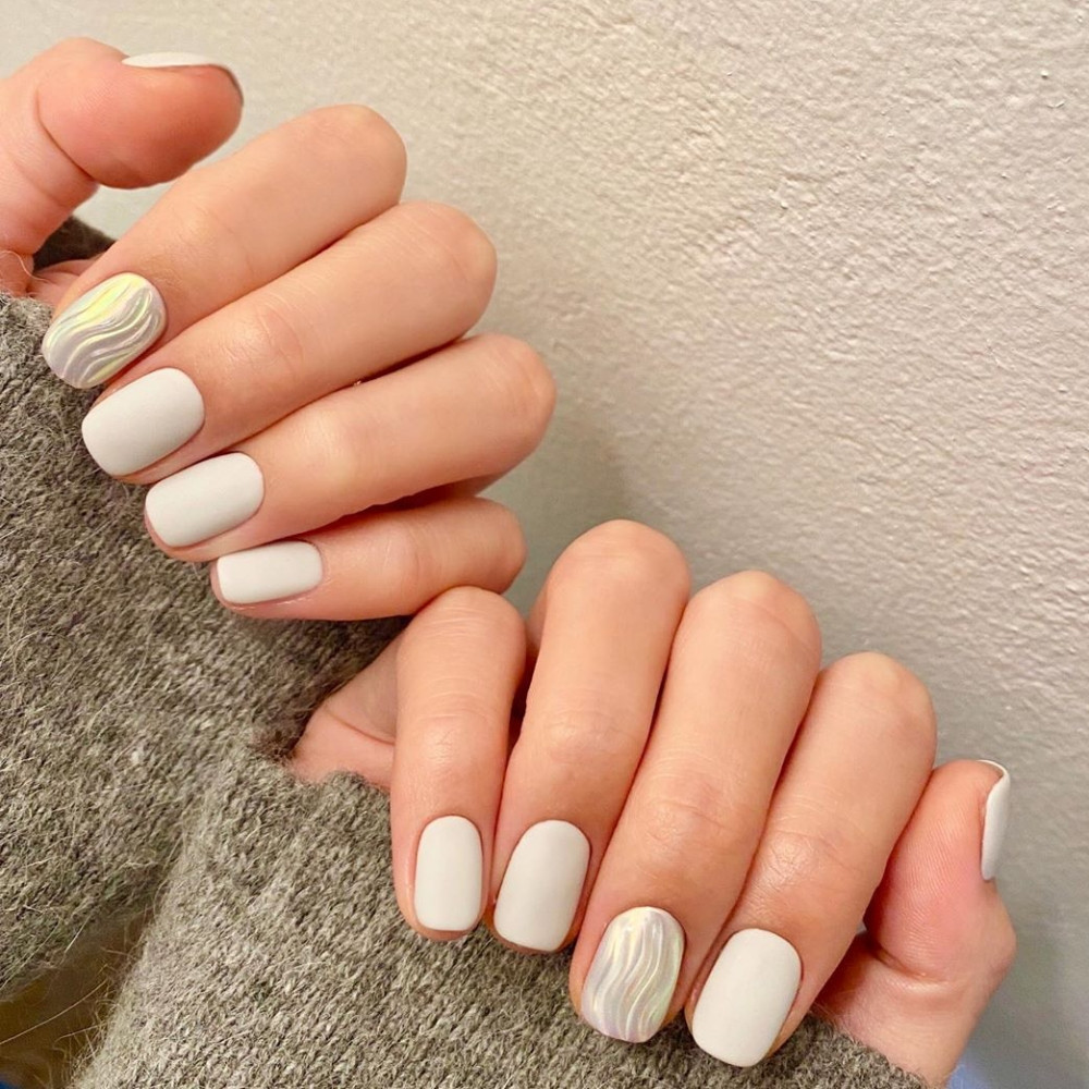 2020顯白純色美甲範本1:奶油白、珍珠白
