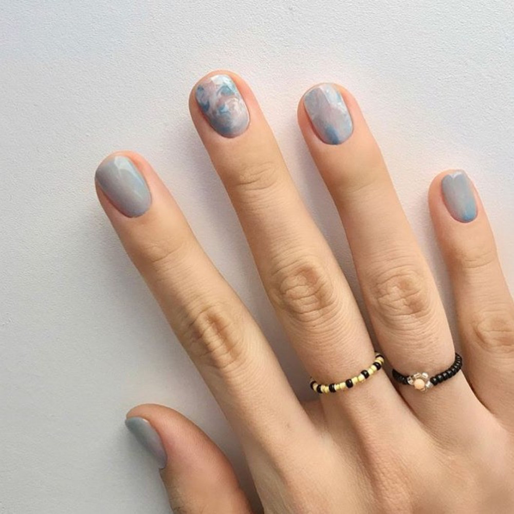 2020顯白純色美甲範本3:灰藍色