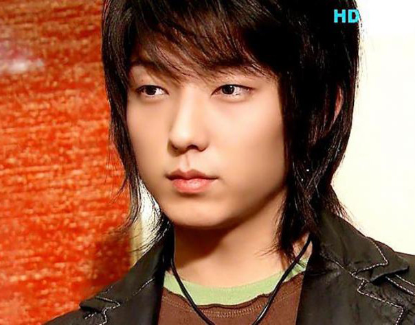 《惡之花》李準基顏值變化2:《我的女孩》23歲剛出道,下巴圓潤嬰兒肥