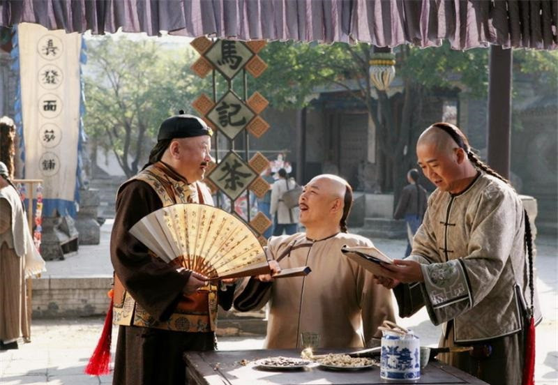 陸劇經典的「鐵三角組合」9：《鐵齒銅牙紀曉嵐》紀曉嵐&和珅&乾隆