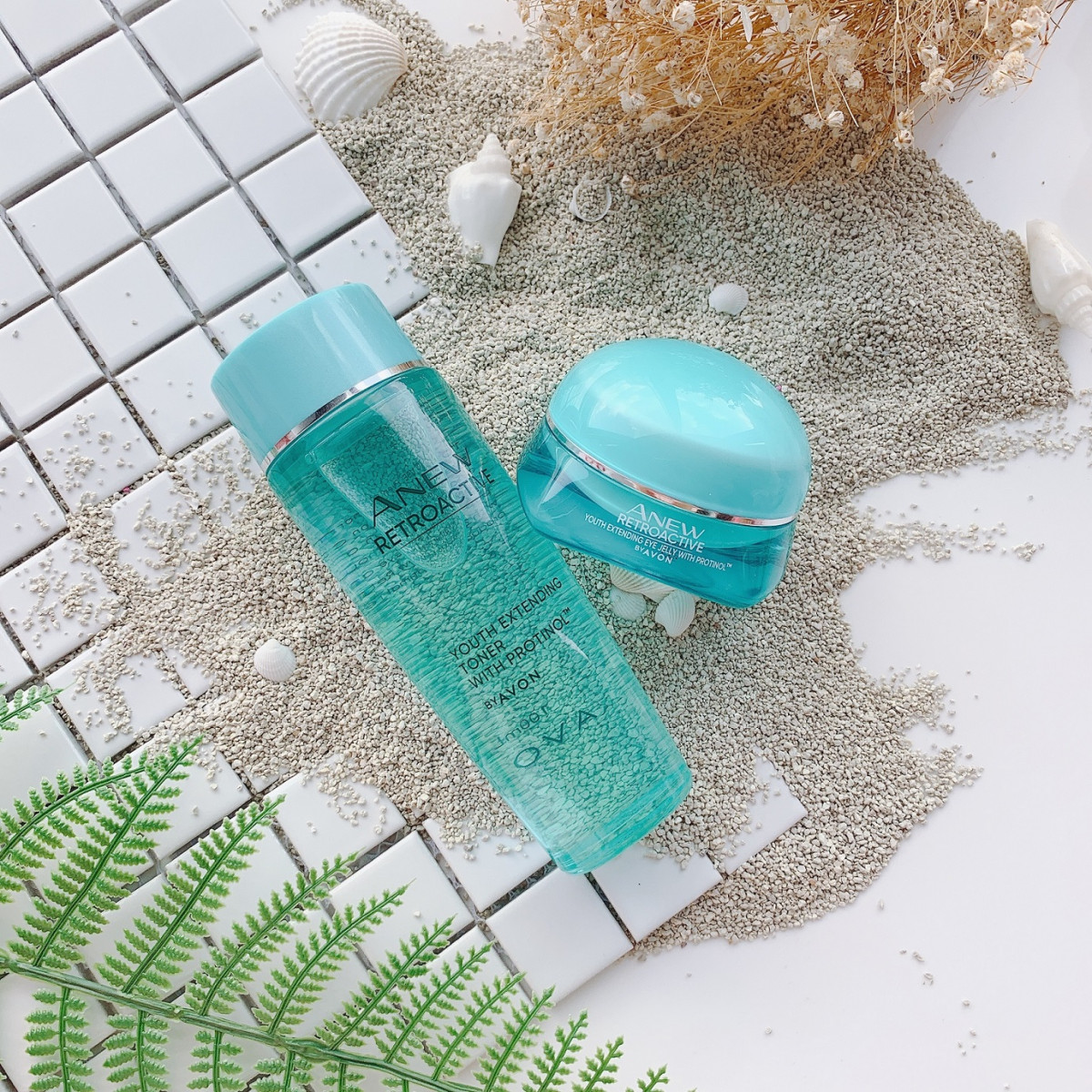 海洋修護柔膚露 100ml，NT.600 / 海洋亮眼精萃凝霜 15ml，NT.860