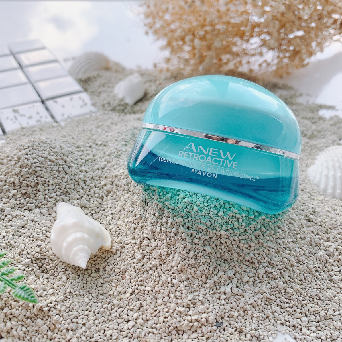 AVON 海洋亮眼精萃凝霜， 15ml / NT.860