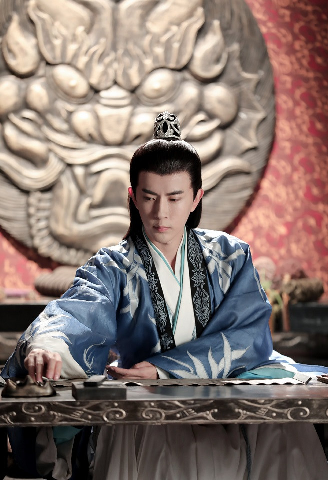 熱播古裝劇「古裝男神」7:于朦朧 飾演《明月曾照江東寒》林放