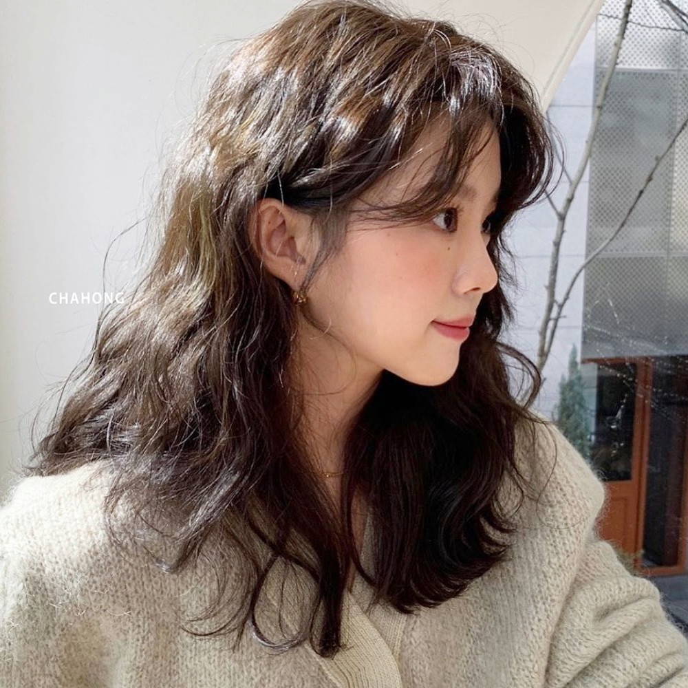 2020秋冬髮色推薦4：OLIVE BROWN 橄欖棕色