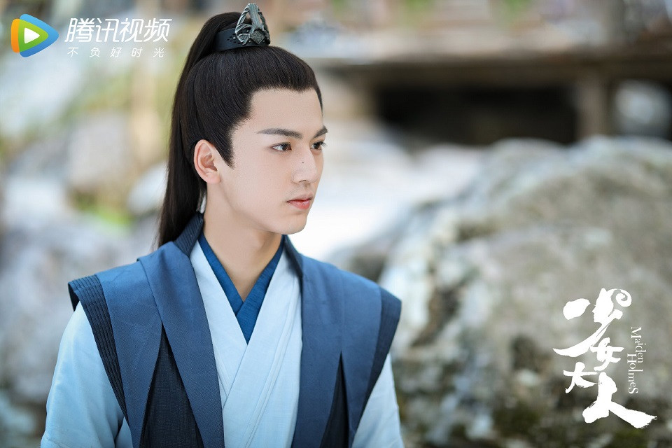 2020新晉網劇男神4:張凌赫《少女大人》、《心動的瞬間》