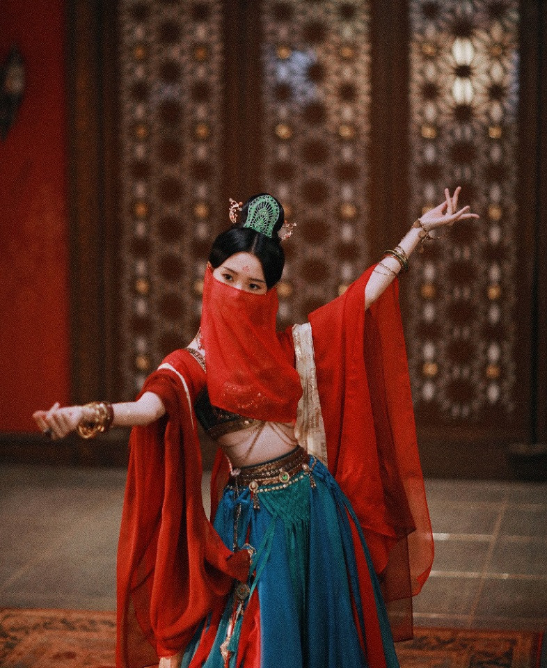 2020古裝劇「矇面美女」4:陳瑤 飾演《少女大人》蘇瓷