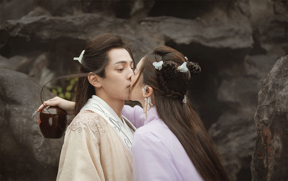 最新熱播陸劇評分榜TOP 6：何花、王潤澤《傾世錦鱗穀雨來》豆瓣評分7.2