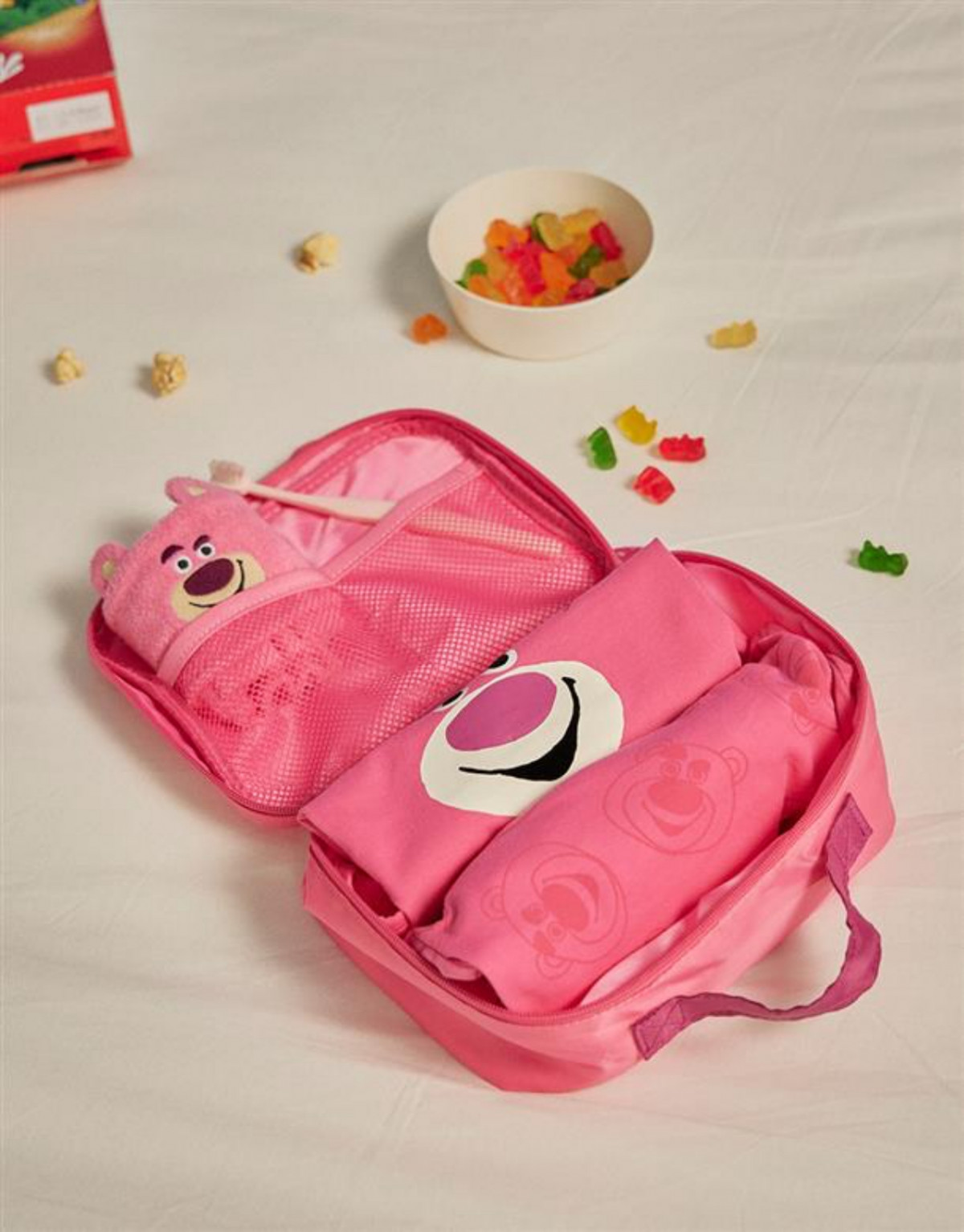 「CACO x迪士尼聯名系列」推薦:三眼怪居家套裝,售價NT.1090元