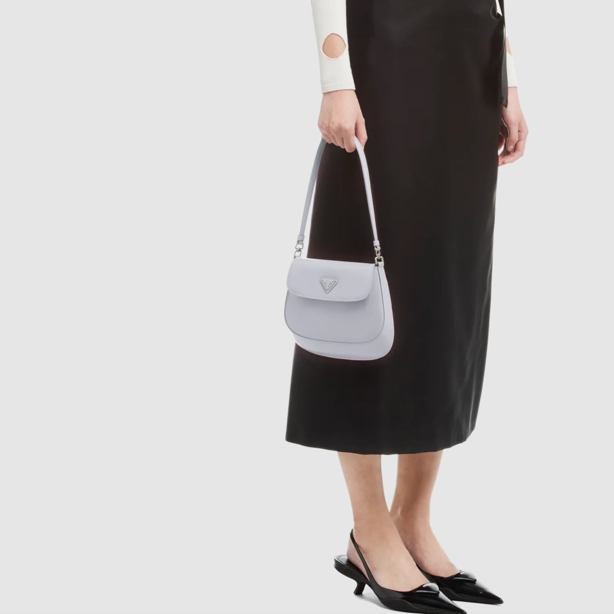 2021薰衣草嫩紫精品包4：PRADA Cleo皮革肩背包，NT68,000