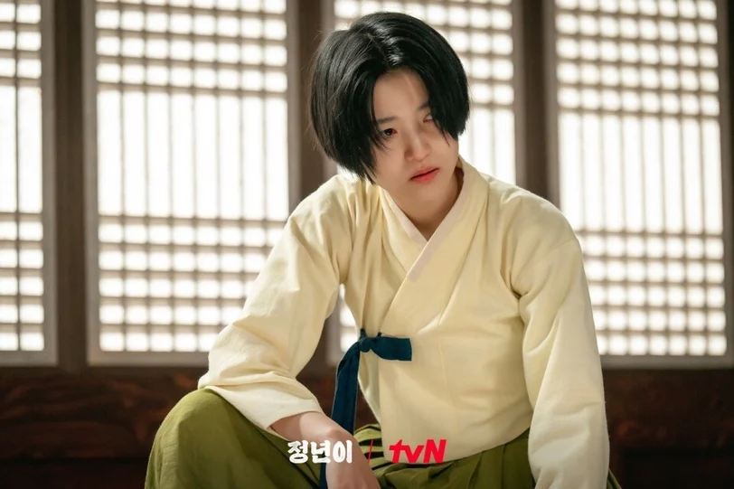 網議「女粉比男粉多」的女星!IU、金泰梨、韓韶禧超容易圈女粉,「這位」男女通殺