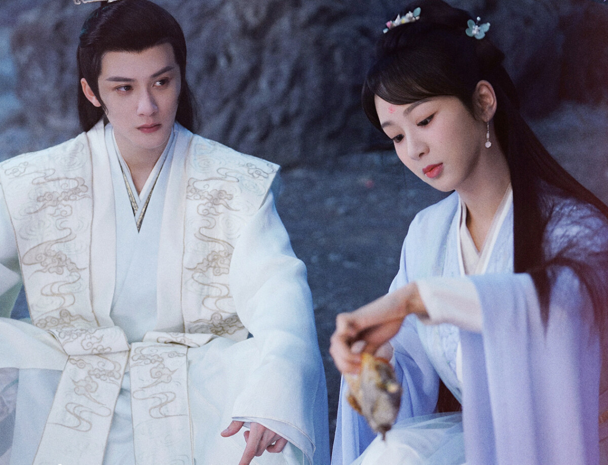9部陸劇「同個親媽不同命」!《蒼蘭訣》8.1分《七時吉祥》6.2分，《長