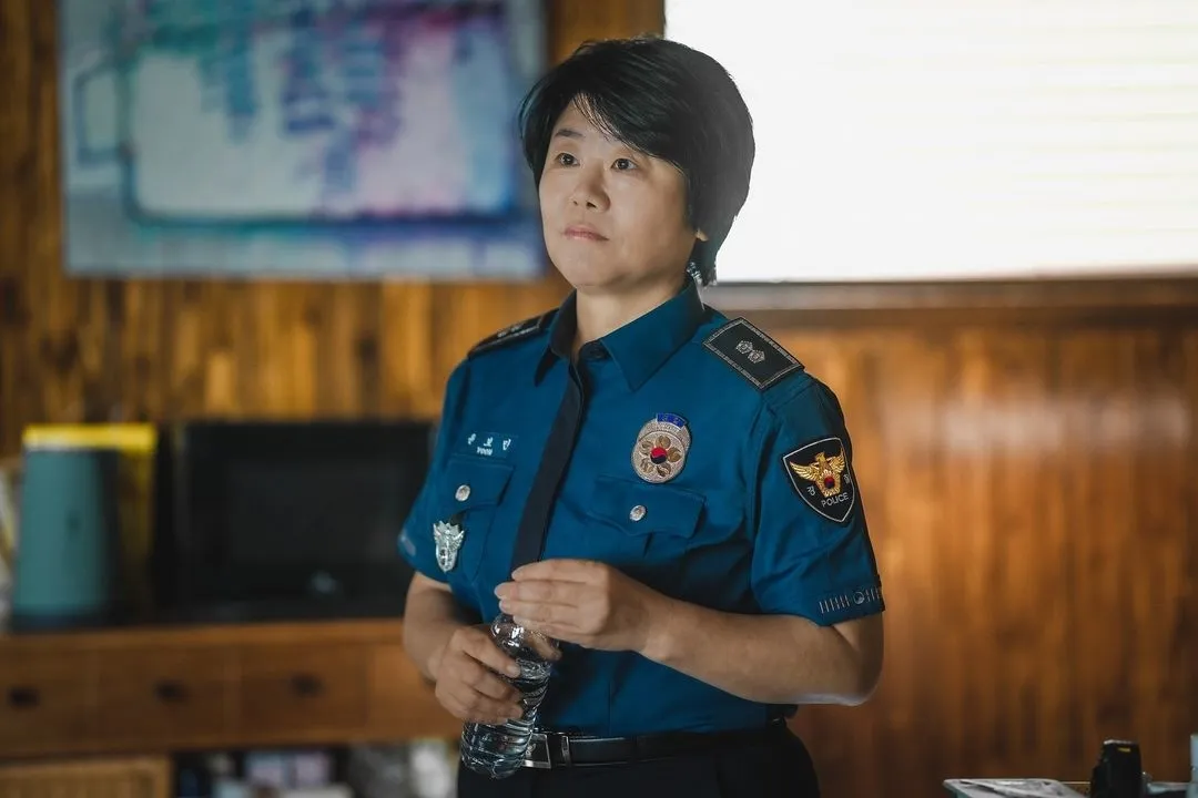 Netflix《無聲蛙鳴》看點+劇情介紹:李姃垠化身刑警辦案,高旻示瘋癲邪笑超驚悚!