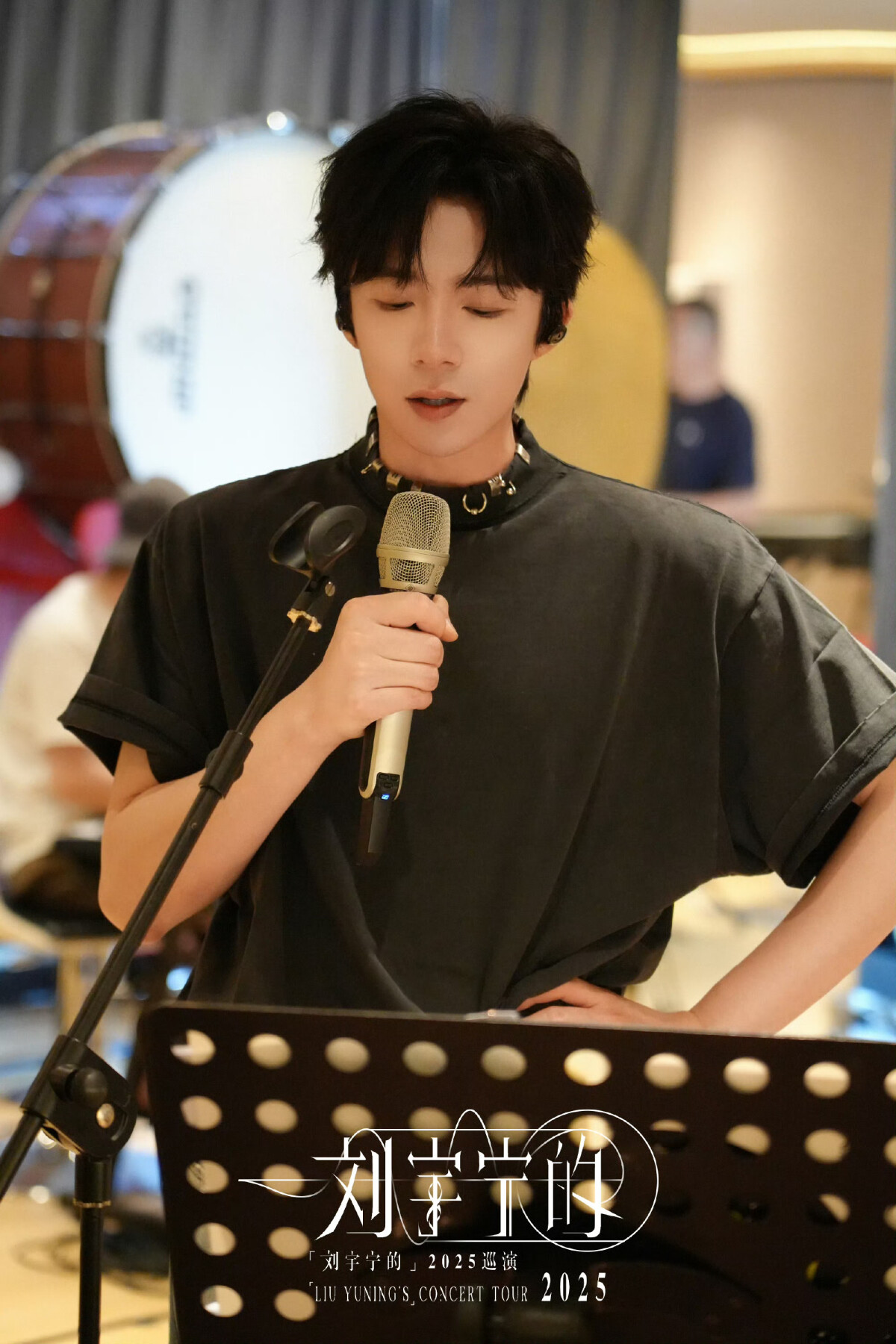 《折腰》劉宇寧的17件事：寵粉又暖心！每場演唱會都為她留座位、送鮮花