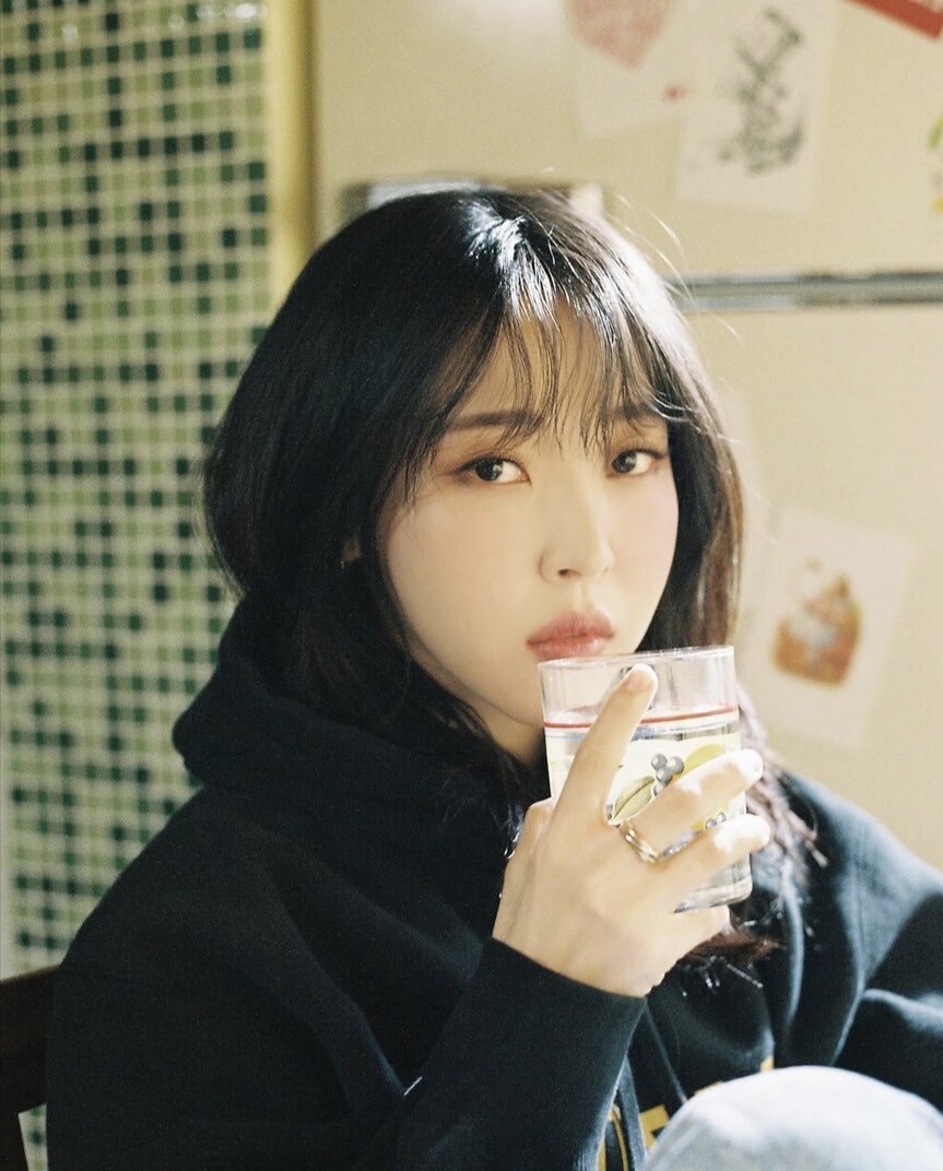 SOMI在家浴室遇到女鬼 盤點韓星遇到的靈異事件