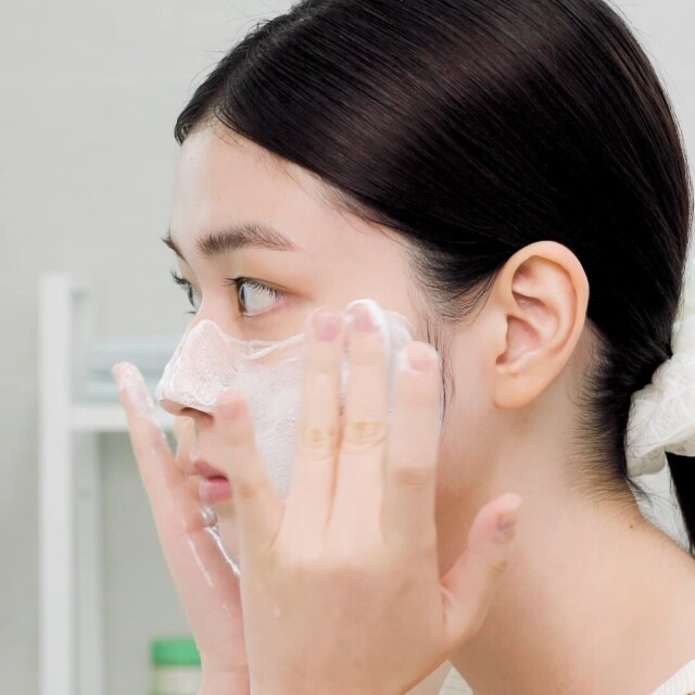 2026洗面乳推薦Top26！寶雅必買洗顏慕斯，Dcard熱議抗痘、保濕洗面乳