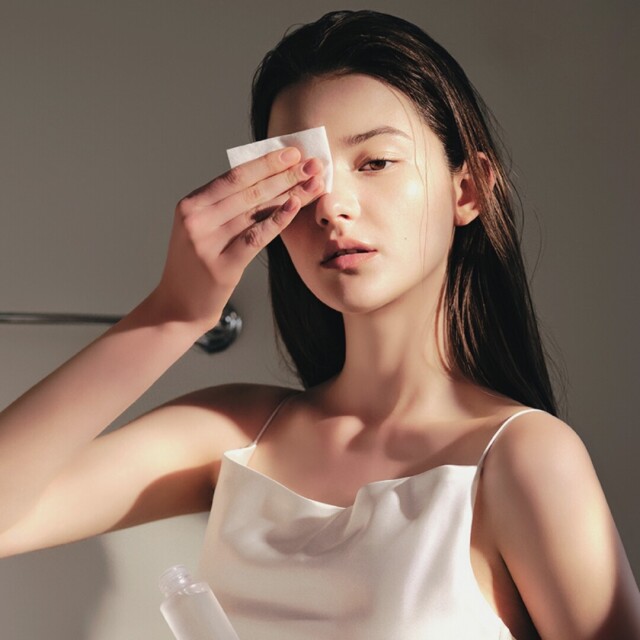 2026眼唇卸妝液推薦清單｜Dcard好評不熏眼、防水睫毛膏也卸得乾淨