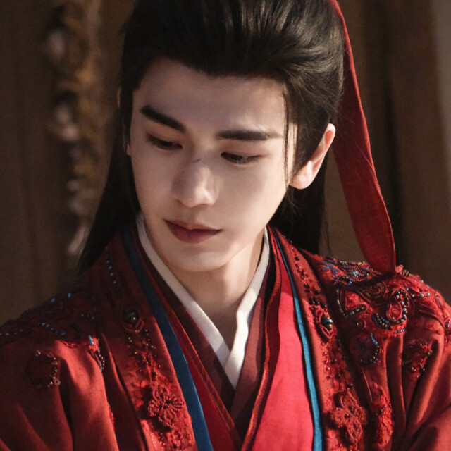 網評古裝劇男主白月光TOP10！《逐玉》張凌赫第6，《藏海傳》肖戰第3，冠軍真演得好