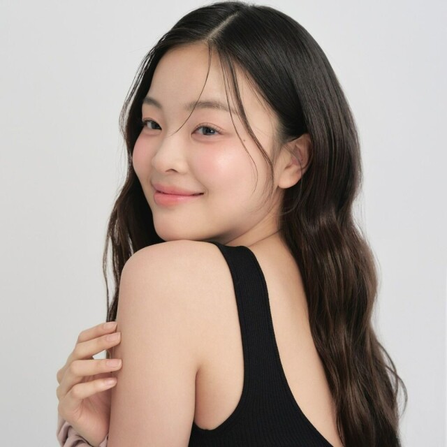 2026潤髮乳推薦15款！Dcard好評開架、無矽靈款，乾燥毛躁髮必收