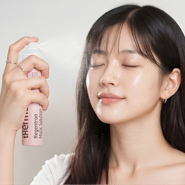 定妝噴霧怎麼用？妝前還是妝後噴？2026定妝噴霧用法＋保濕型、成膜型推薦一次看