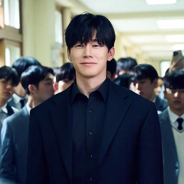 《鐵拳教育》必追！2026最好看Netflix原創韓劇TOP7！《愛情怎麼翻譯》第2，這部墊底